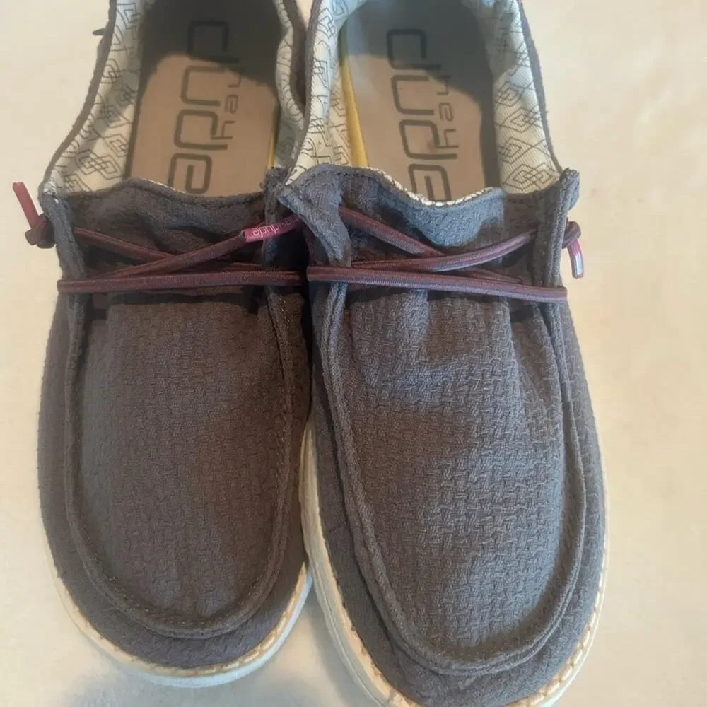 Hey Dude Womens Size 7 Gray Slip On Shoes Pink Turquoise Patterned Trim Loafers